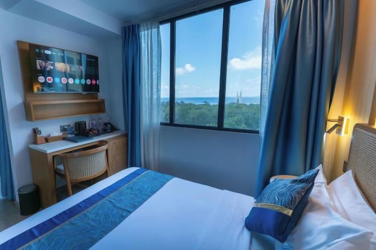 Soundproofing, iron/ironing board, WiFi (free), individually furnished
