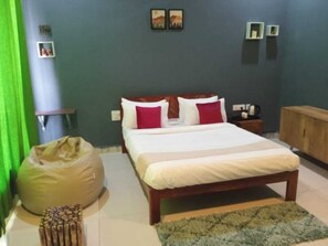 3 chambres, fer et planche Ă repasser, Wi-Fi, draps fournis
