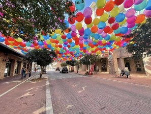 Unclassified image, 3 of 44, button