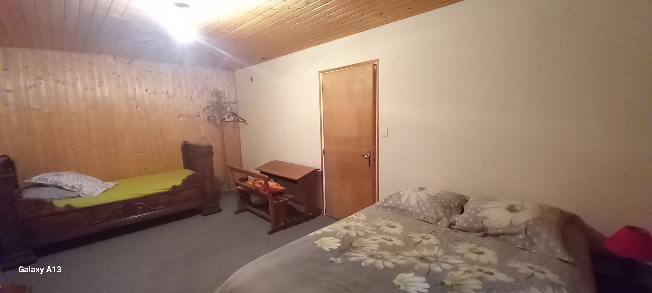 3 habitaciones, tabla de planchar con plancha y wifi gratis 