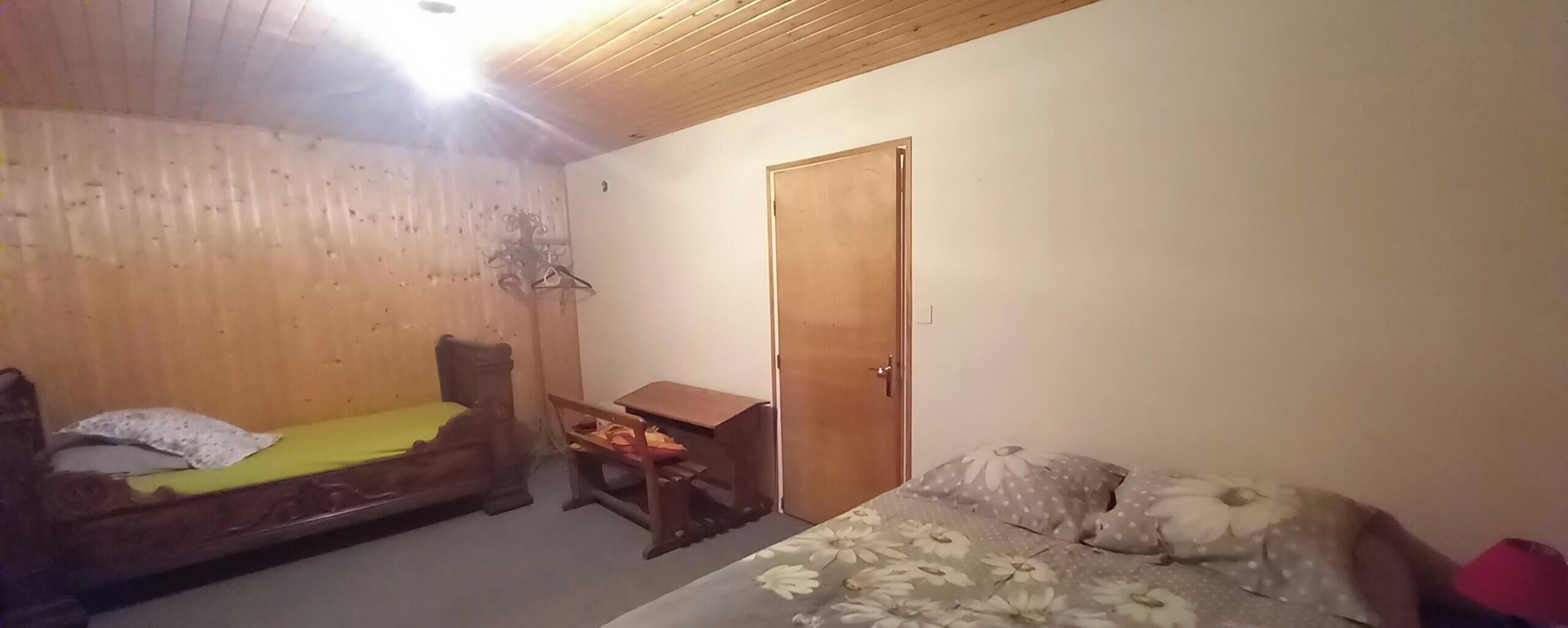 3 chambres, fer et planche à repasser, Wi-Fi gratuit, draps fournis