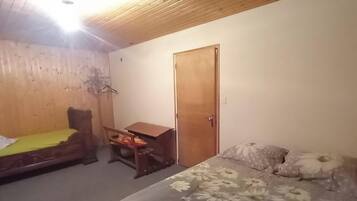 3 chambres, fer et planche Ă repasser, Wi-Fi gratuit, draps fournis