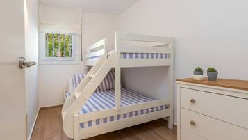 2 bedrooms, free WiFi, bed sheets