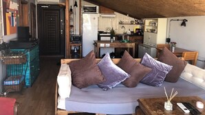 Superior appartement, terras | 1 slaapkamer, geluiddichte muren, gratis wifi