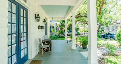 Luxurious Family Home—Walk to Mardi Gras; Weddings