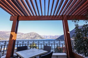 Deluxe One Bedroom Apartment with Balcony and Sea View (4 Adults) | Terrace/patio - Bellezza Resort & SPA (Morinj)