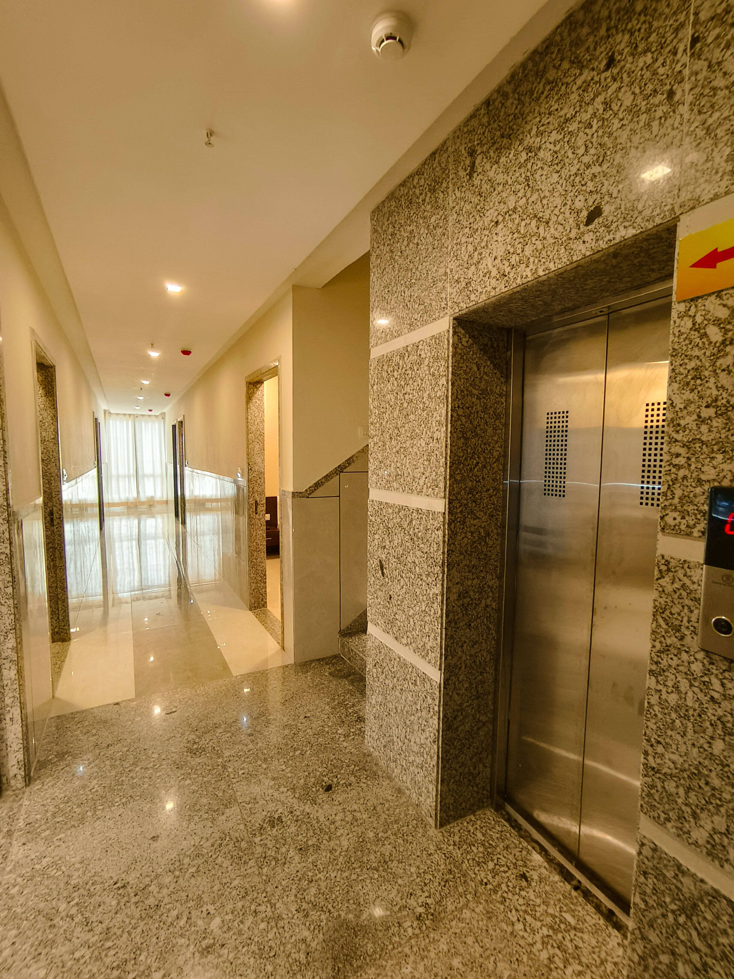 Photo - Hotel Veer Palace near Udaipole Udaipur