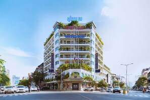 Fachada de la propiedad