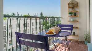 Outdoor dining - Appartement Corrati avec balcon - Welkeys (Montpellier)