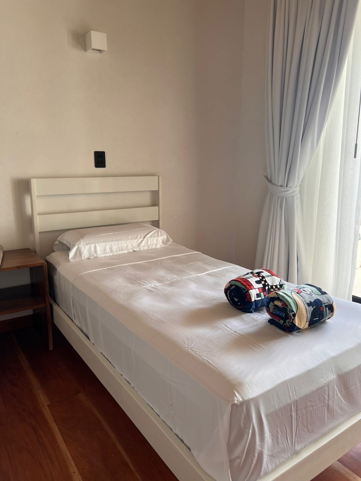 3 bedrooms, free WiFi, bed sheets