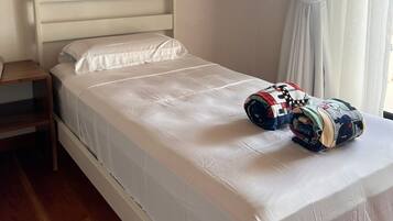 3 bedrooms, free WiFi, bed sheets