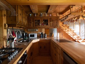 Fridge, microwave, dishwasher