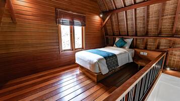 Quarto triplo superior | Frigobar, cofres nos quartos, escrivaninha, quartos à prova de som