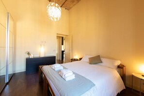2 bedrooms, free internet