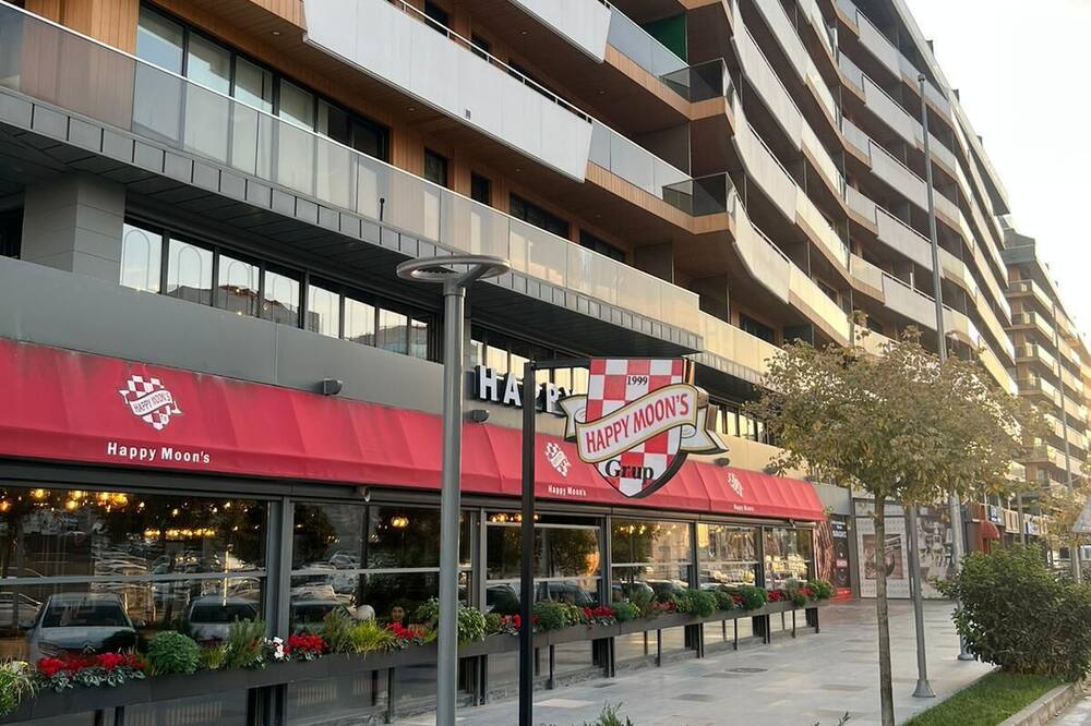 5 Minutes to the Sabiha Gökçen Airport! Unique experience with lots of apartment