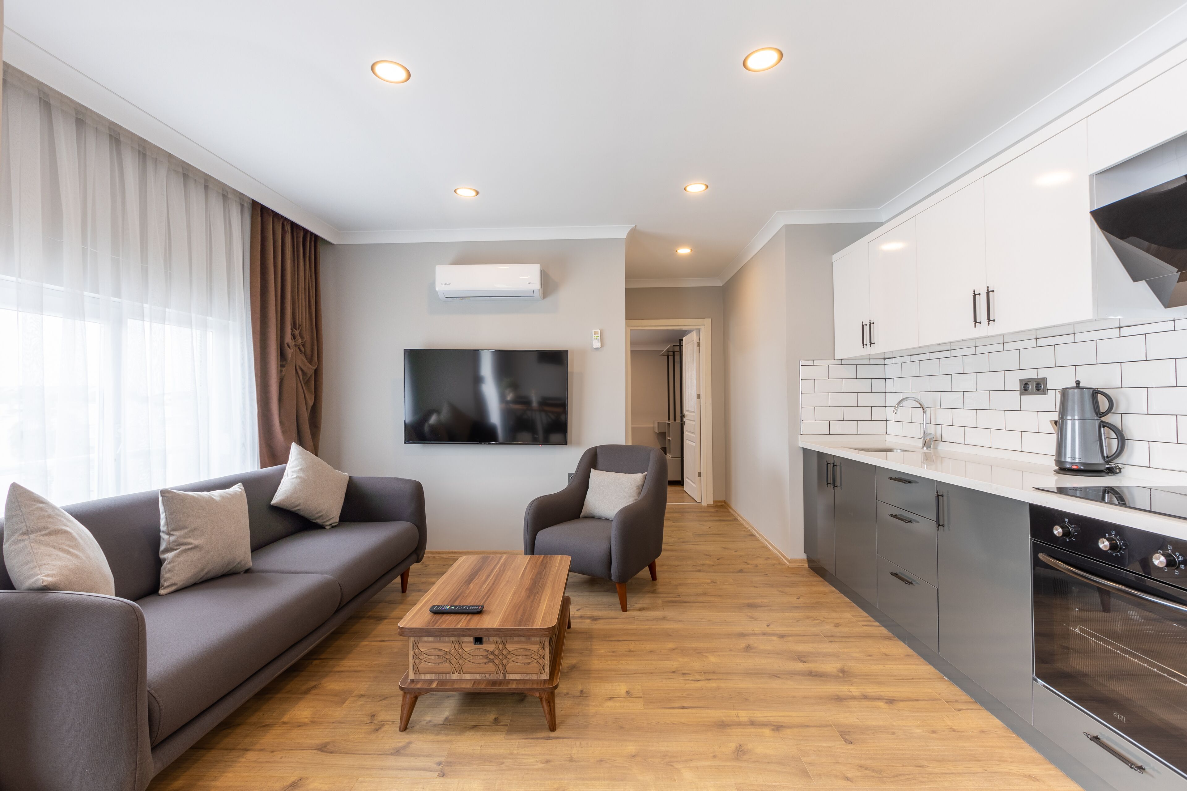 standard apartment, 1 bedroom | living area | 42-inch flat-screen tv with satellite channels, tv