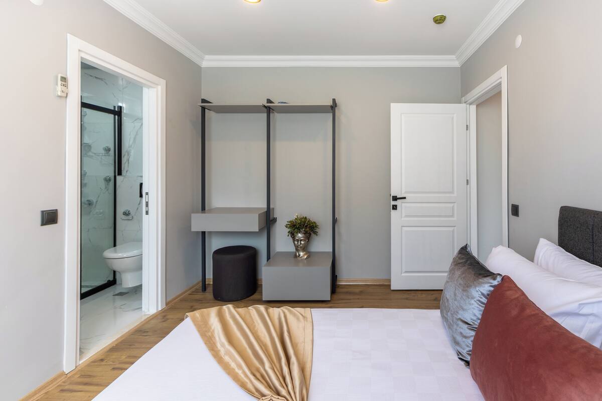 desk, laptop workspace, blackout curtains, soundproofing