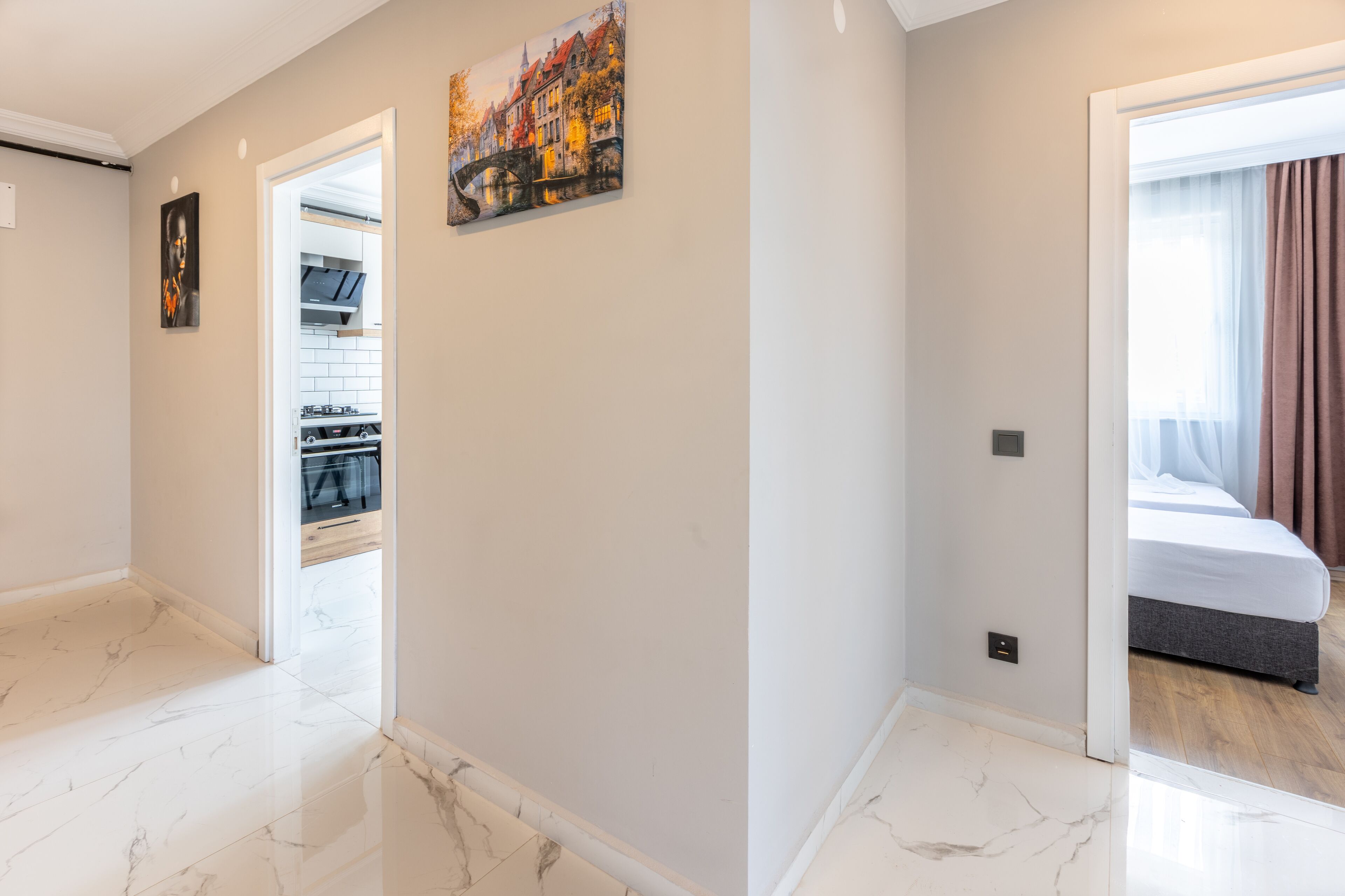 family apartment, 2 bedrooms | living area | 42-inch flat-screen tv with satellite channels, tv