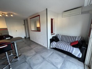 TV - T2 Cabin with Air Conditioning - Sleeps 4 (Port Leucate)