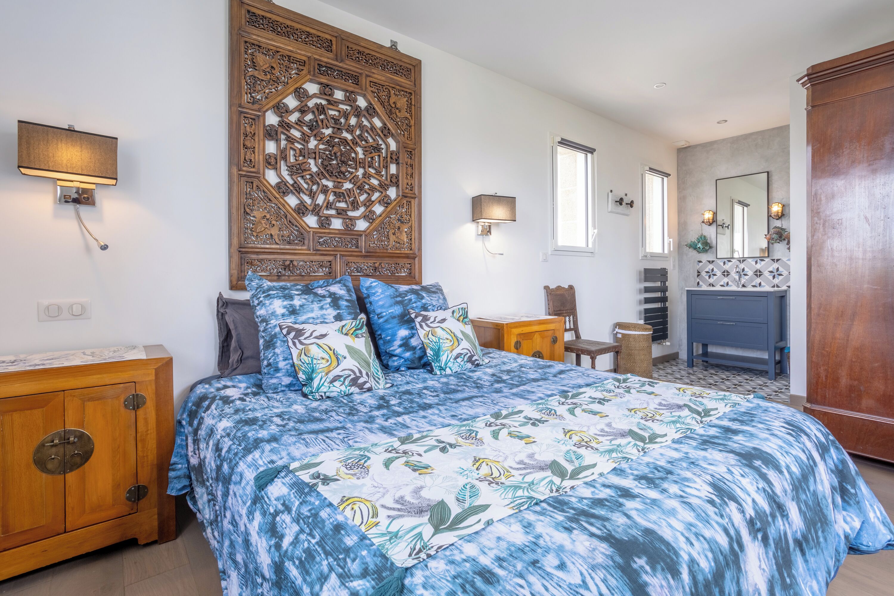 4 chambres, fer et planche à repasser, Wi-Fi gratuit, draps fournis