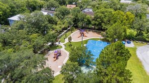 Sports court - Stay Liberty Entire Property | Team Joseph Ellen (Jacksonville)
