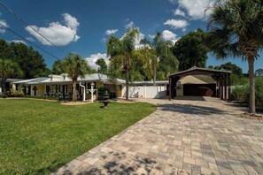 Jardines del alojamiento