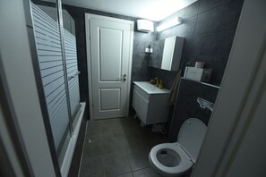 Apartment | Bathroom