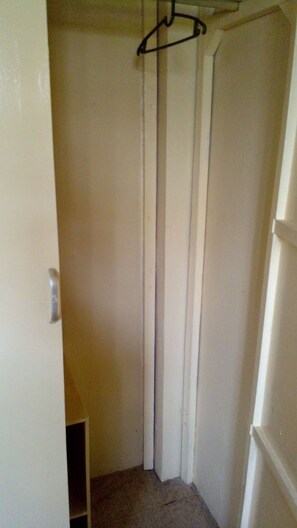 1 bedroom, iron/ironing board - Green Bamboo Hotel  (Freetown)