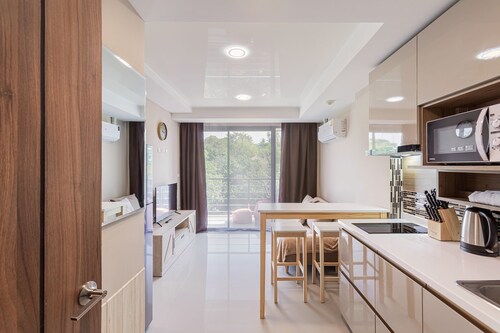 Rawai Beach Condo Room 407