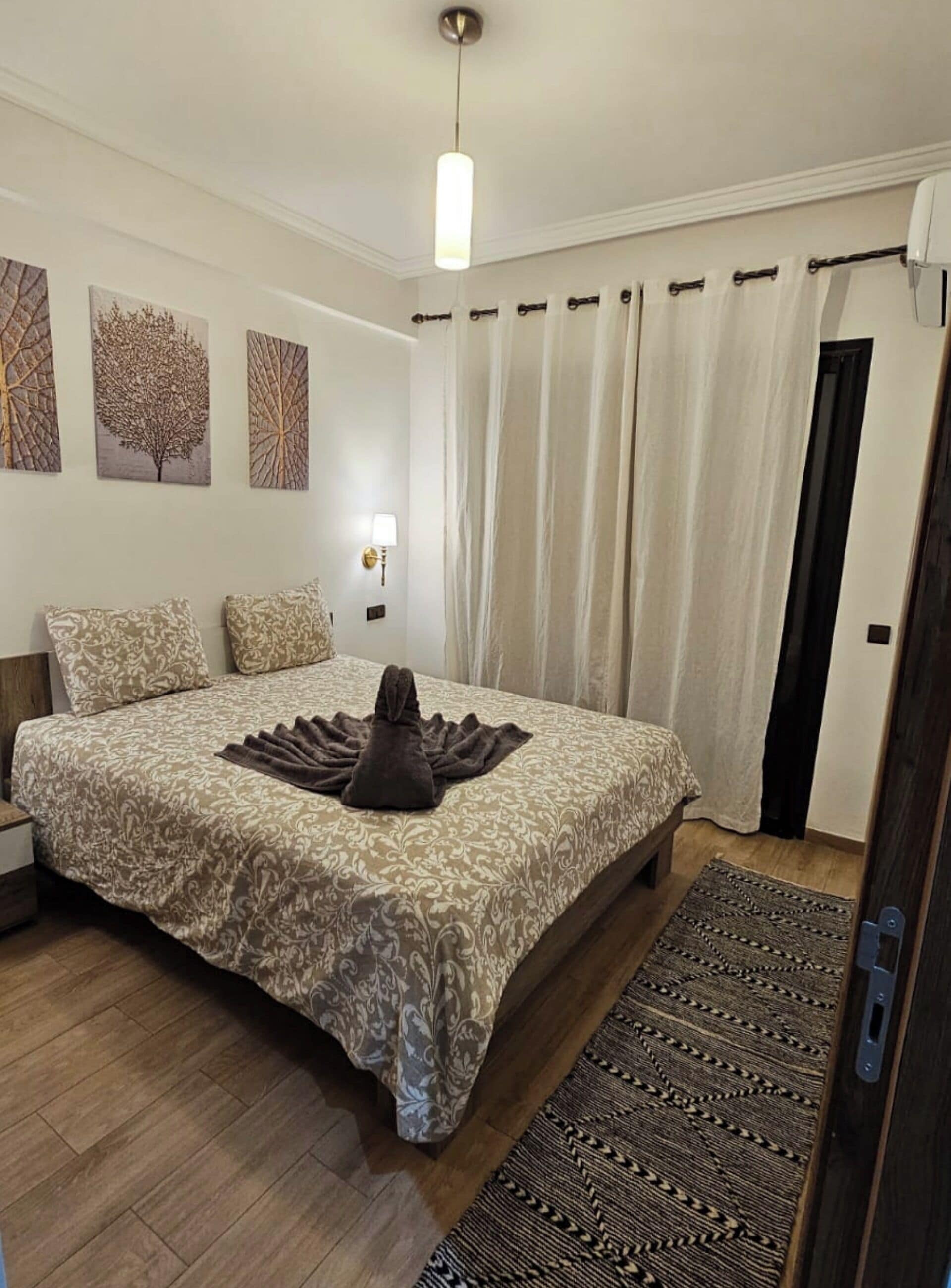 2 dormitorios, wifi gratis, ropa de cama