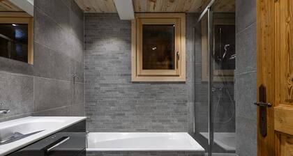 Chalet spacieux Ă Avoriaz, sur les pistes, pour 14 pers. avec sauna, home cinema et service premium