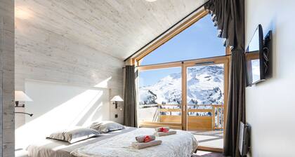 Luxury 5-room apartment for 10 pers. with pool and panoramic views
