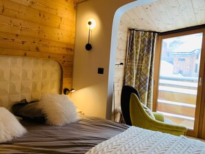 5 bedrooms, free WiFi, bed sheets