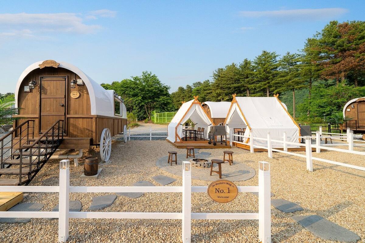 Basic Room, 1 Bedroom (westernglamping 1ho) | 1 bedroom, free WiFi