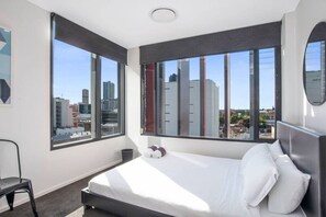 2 makuuhuonetta, silitysrauta/-lauta, Wi-Fi, vuodevaatteet