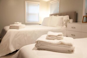 2 chambres, lit parapluie, Wi-Fi, draps fournis