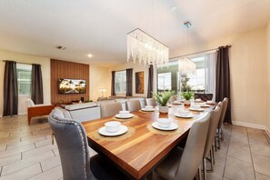 Dining - Enchanted 9BR Villa | Disney Fun Awaits (Davenport)