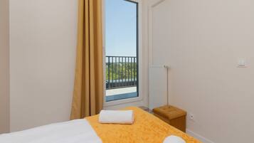 1 soverom, strykejern/-brett, wi-fi og sengetøy