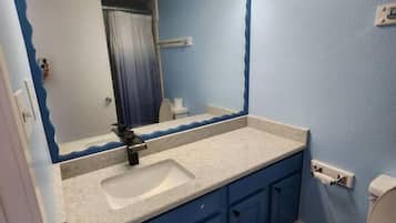 Bathtub