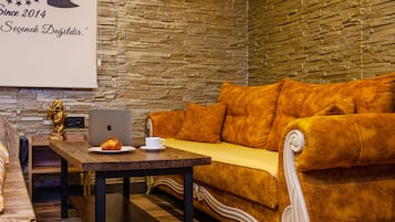 Kamar Standar | 1 kamar tidur, didekorasi berbeda-beda, dan setrika/meja setrika