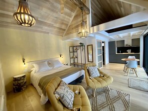 1 bedroom, free WiFi, bed sheets - Lodges with PRIVATE SPA near SANCY : Écrin d'Auvergne luxury & spa (MARCHAL)