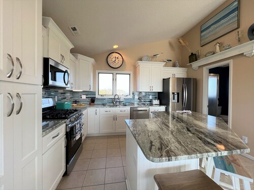 Ocean Views and Fun Carport Sitting/Hang Out Area