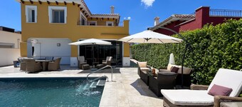 Centrally Located Beautiful 3 Bed Villa with HEATED POOL