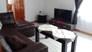 Villa | Living area | Fireplace - Villa Nina in Kramolin, Beautiful Stay in Bulgaria (Sevlievo)