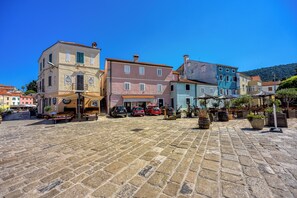 Lägenhet Standard - flera sovrum - mot havet (Astra 2 Veli Lošinj Harbour View) | Exteriör