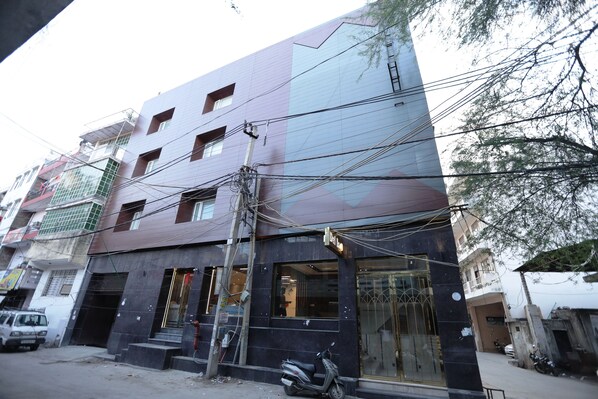 Exterior - Hotel Del inn By F9 (New Delhi)