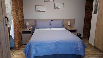 Prosper | Egyptian cotton sheets, premium bedding, pillowtop beds, in-room safe