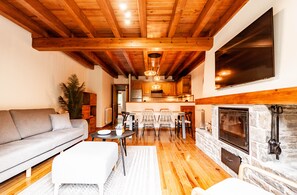 Smart TV, fireplace, books - Espacioso Apartamento con Jardín en Salardú (Naut Aran)