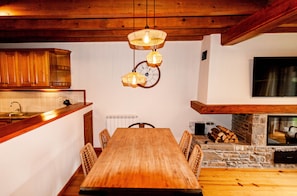 Dining - Espacioso Apartamento con Jardín en Salardú (Naut Aran)