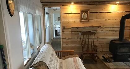 Waterfront cottage for rent